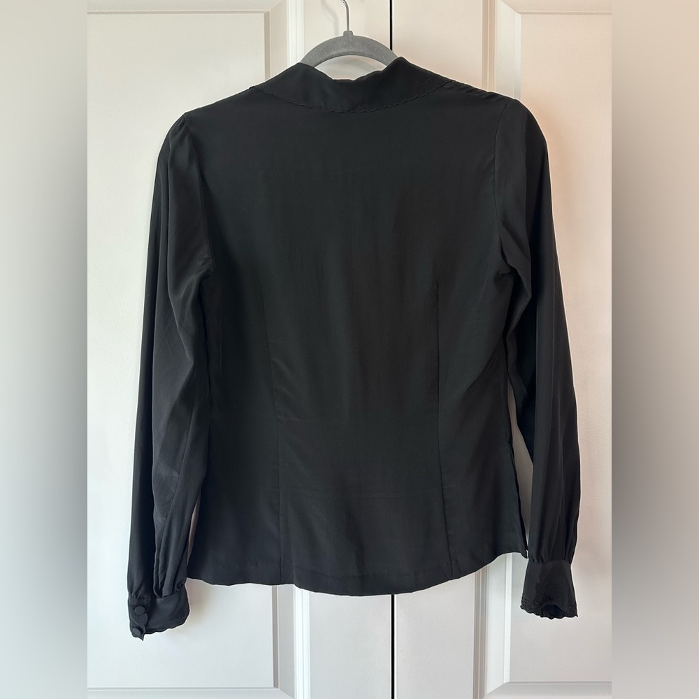 Vintage Peony 100% Silk Floral Embroidered Button Down Blouse Black (Sz 34/US2) - Picture 3 of 10